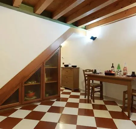 Calle Dei Ormesini アパート